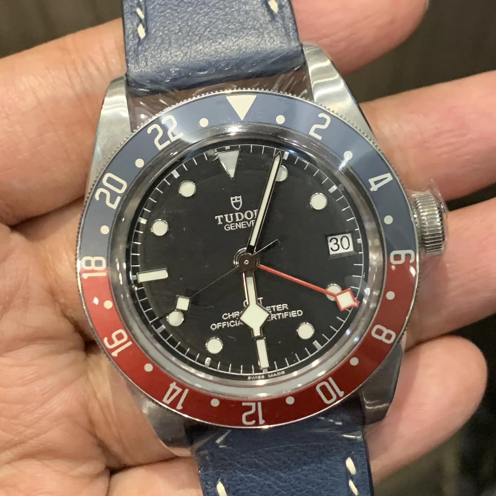 Thumb Black Bay GMT Stainless Steel / Black / Pepsi / Fabric