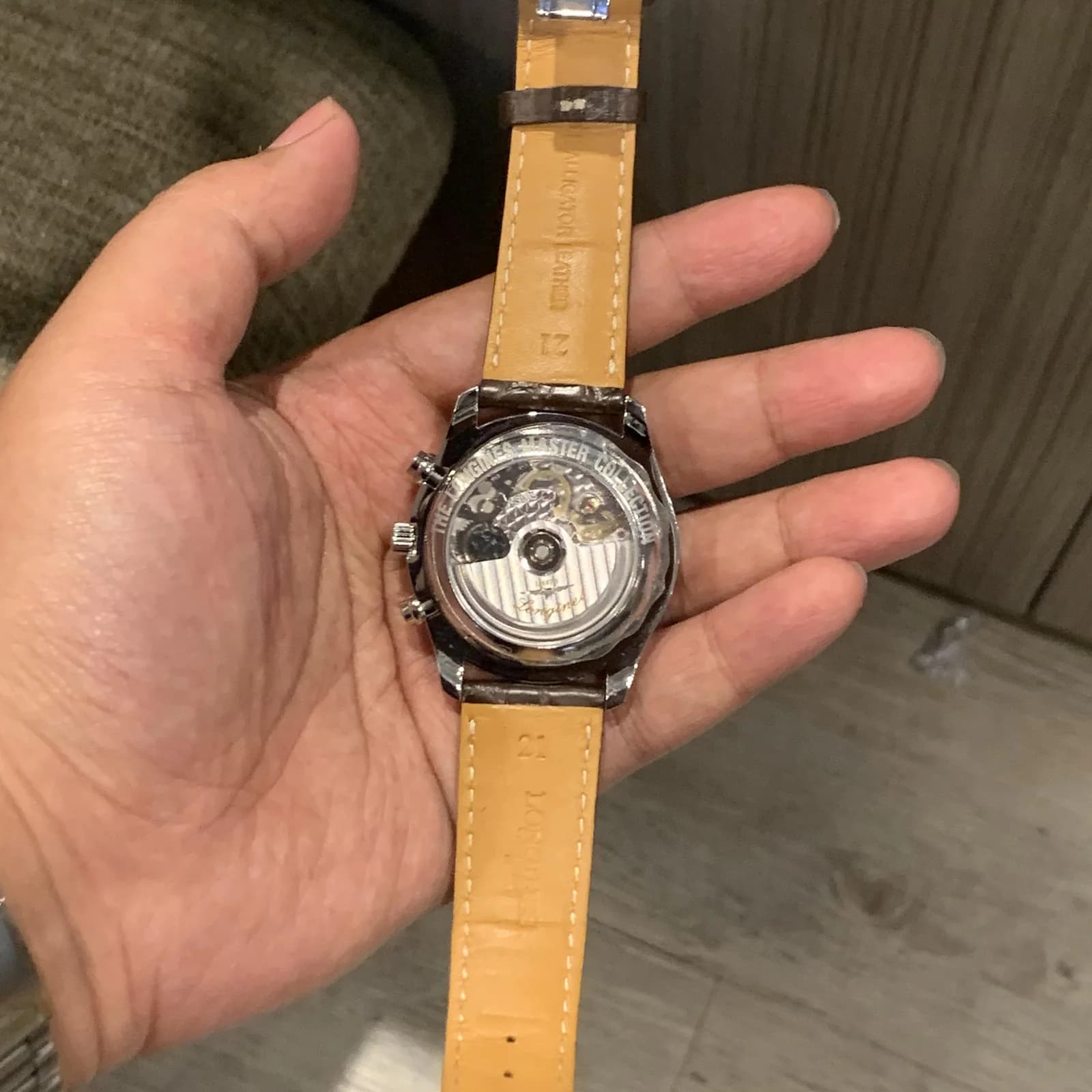 Thumb Master Collection 40 Chronograph Calendar Stainless Steel / Silver / Alligator
