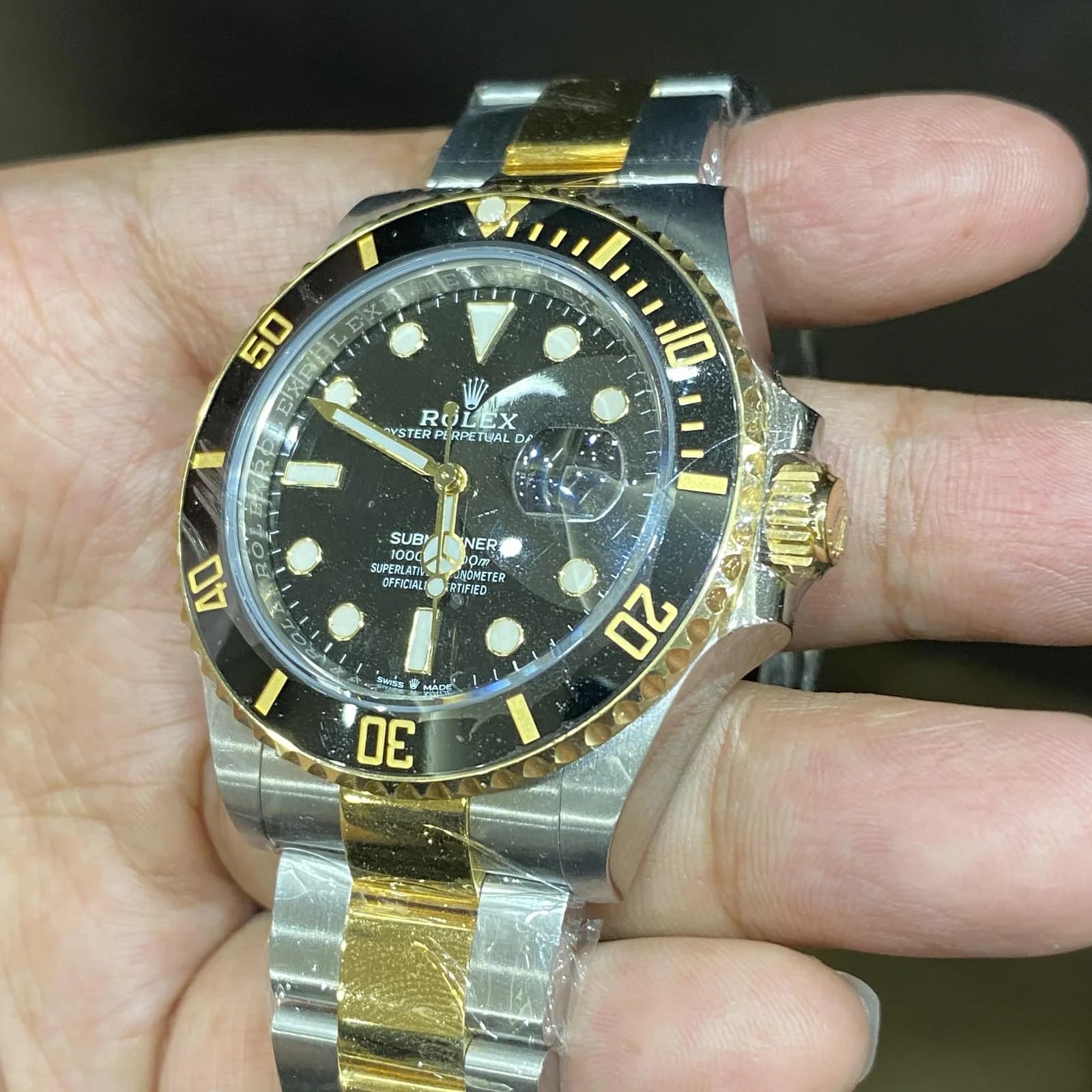 Thumb Submariner Date 41 Stainless Steel / Yellow Gold / Black