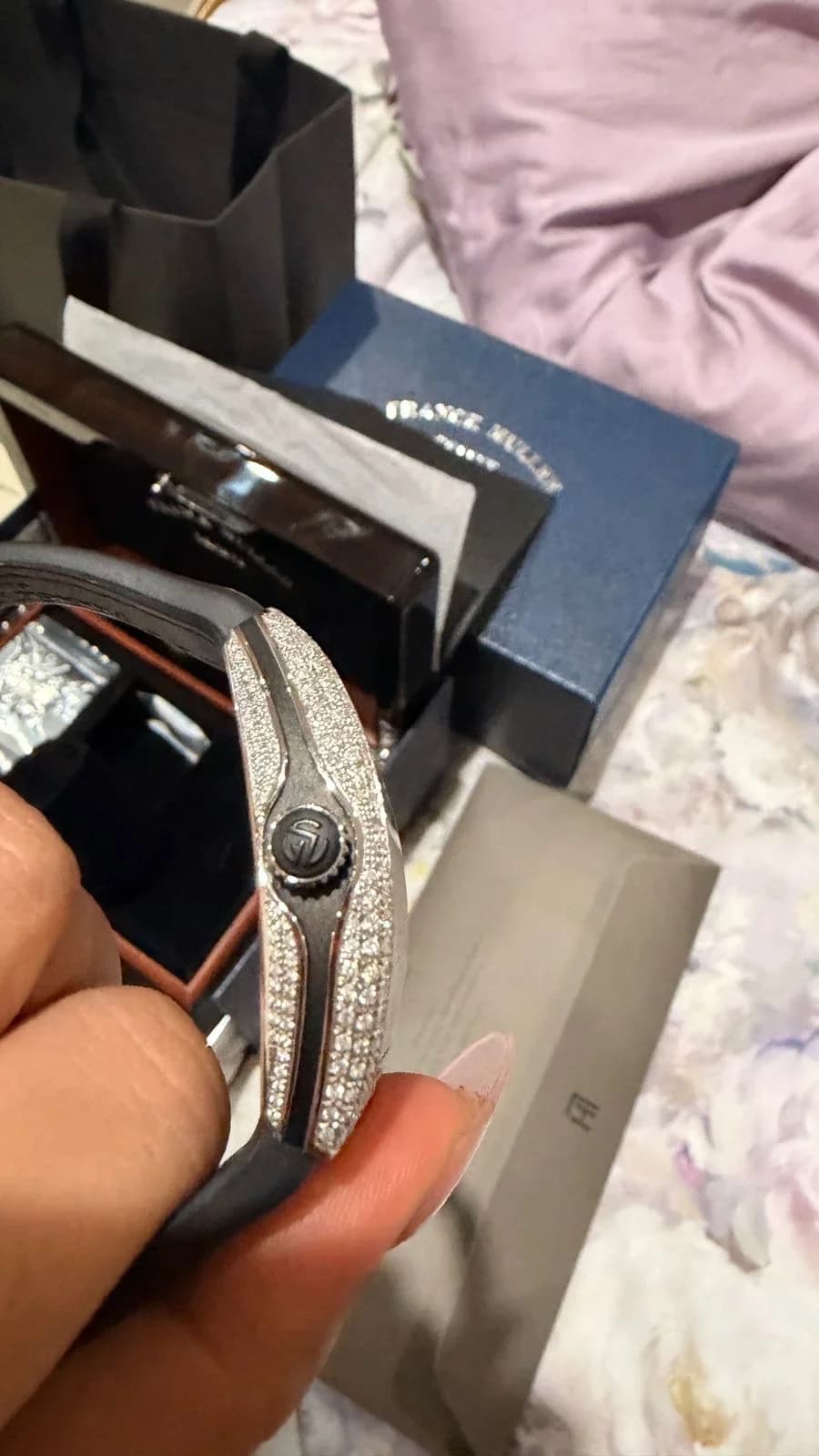 Thumb Vanguard 32 Quartz Stainless Steel Black - Diamond Setting