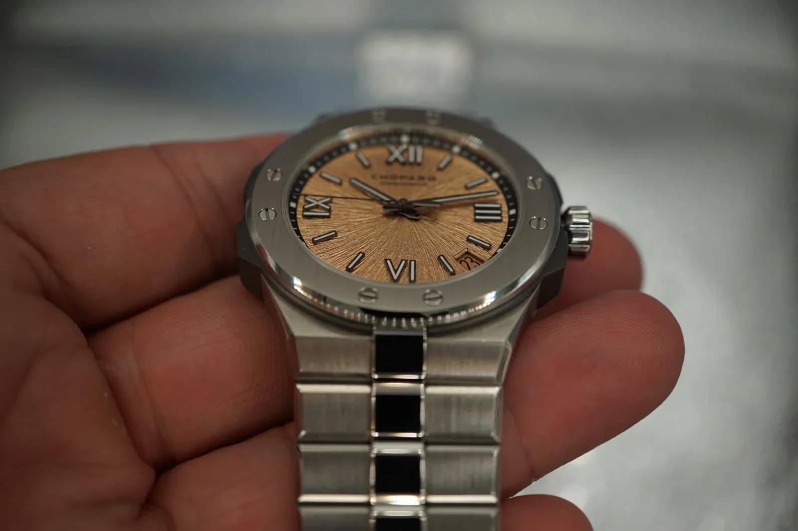Thumb Alpine Eagle 41 Stainless Steel - Titanium / Salmon / Indonesia
