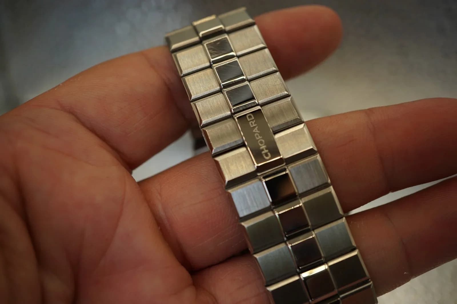 Thumb Alpine Eagle 41 Stainless Steel - Titanium / Salmon / Indonesia