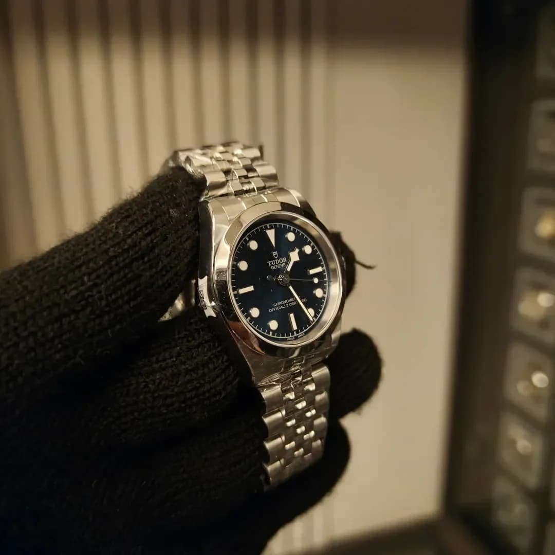 Thumb Black Bay 31 Stainless Steel / Blue / Bracelet