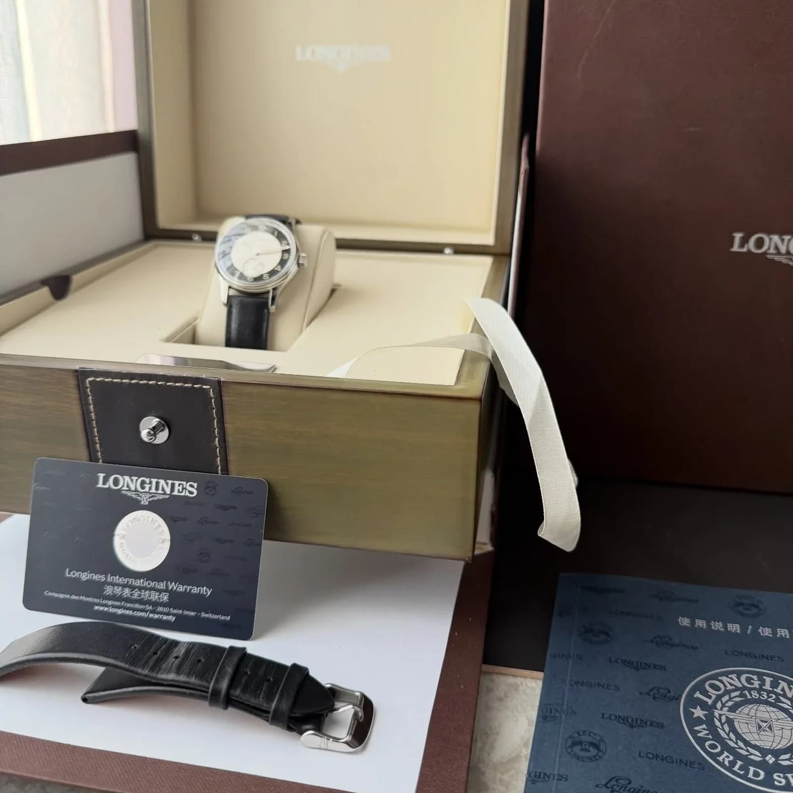 Thumb Heritage 38.5 Small Seconds Tuxedo / Bull's Eye