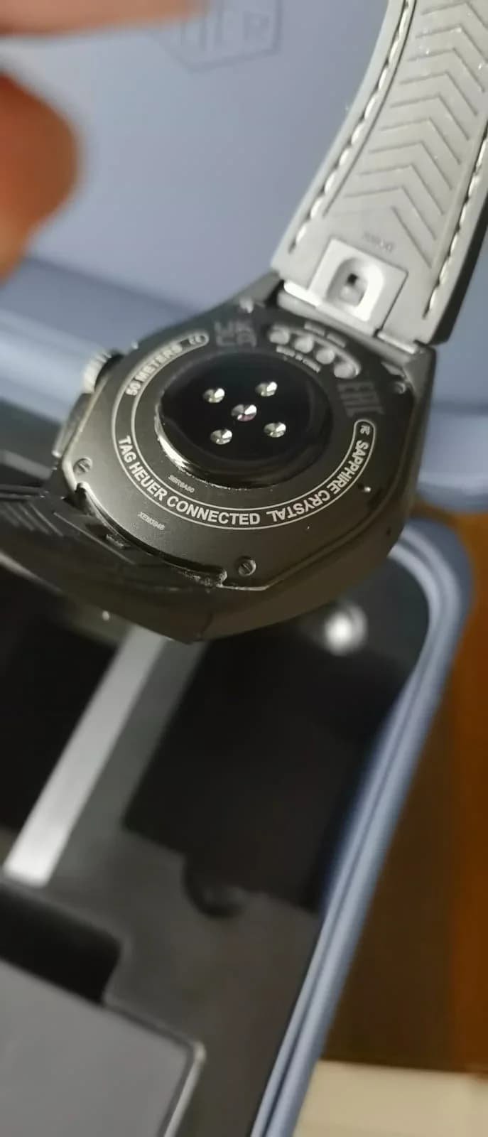 Thumb Connected Calibre E4 x Oracle Red Bull Racing Edition