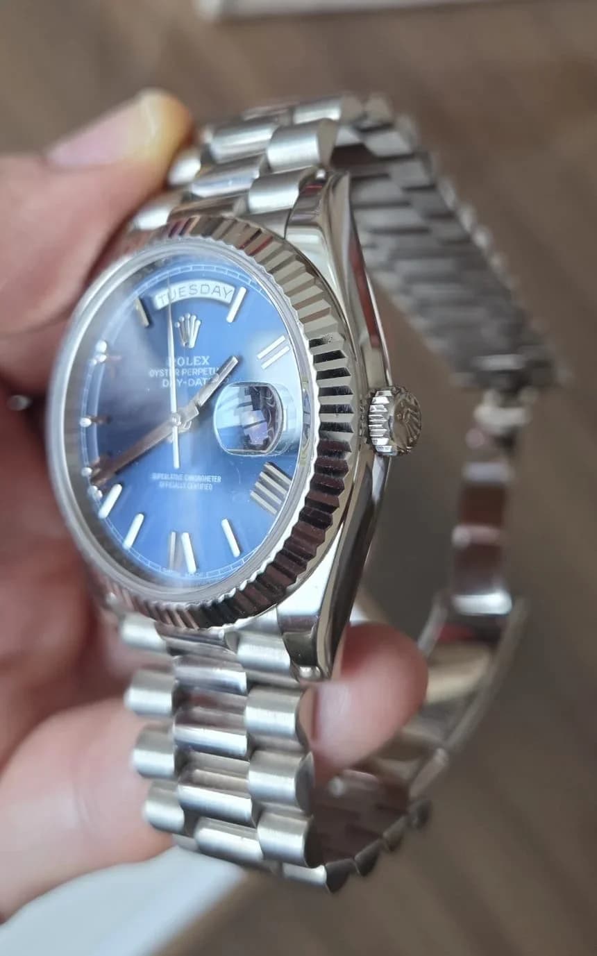 Thumb Day-Date 40 White Gold / Blue - Roman