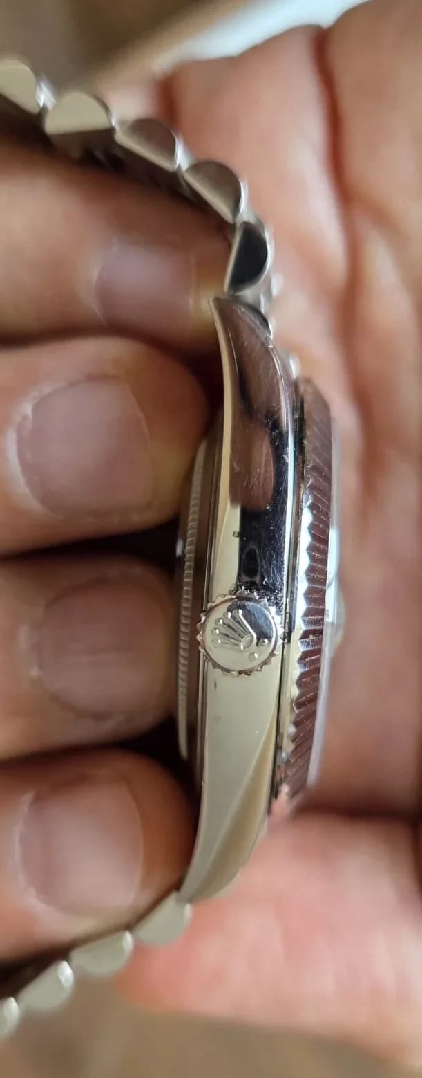Thumb Day-Date 40 White Gold / Blue - Roman