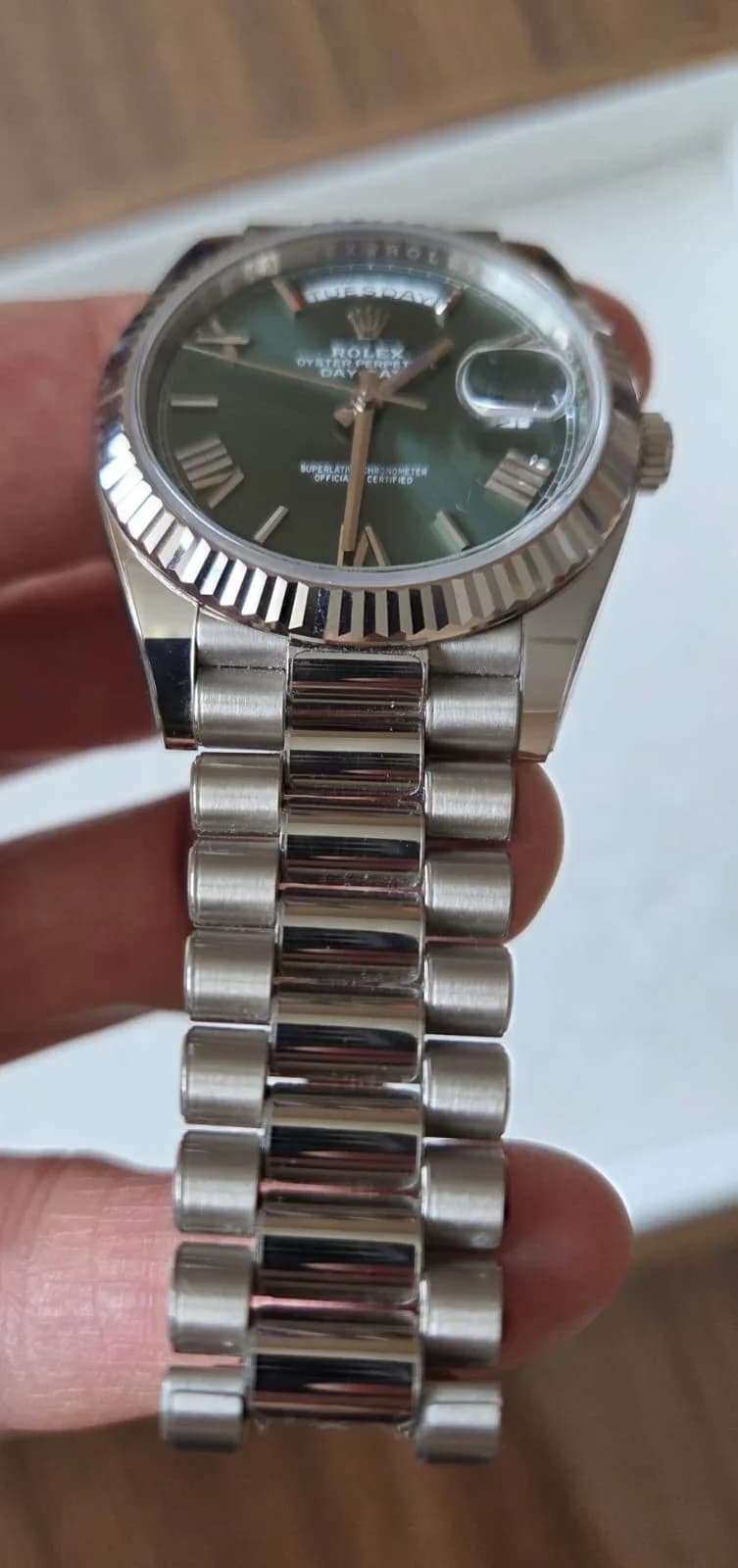 Thumb Day-Date 40 White Gold / Green - Roman