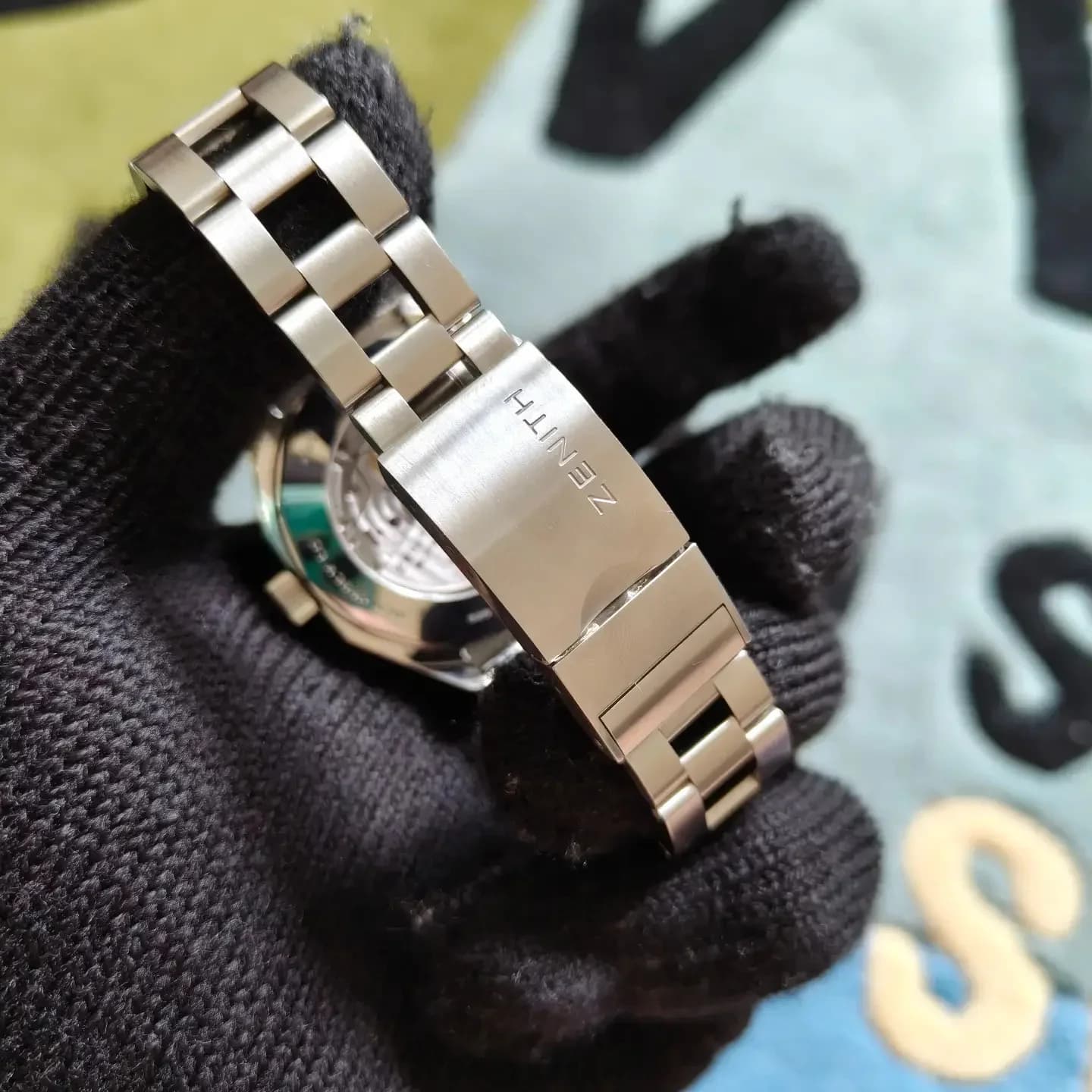 Thumb Defy A3691 Revival