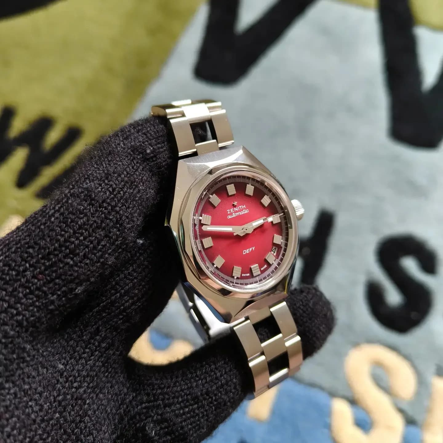 Thumb Defy A3691 Revival