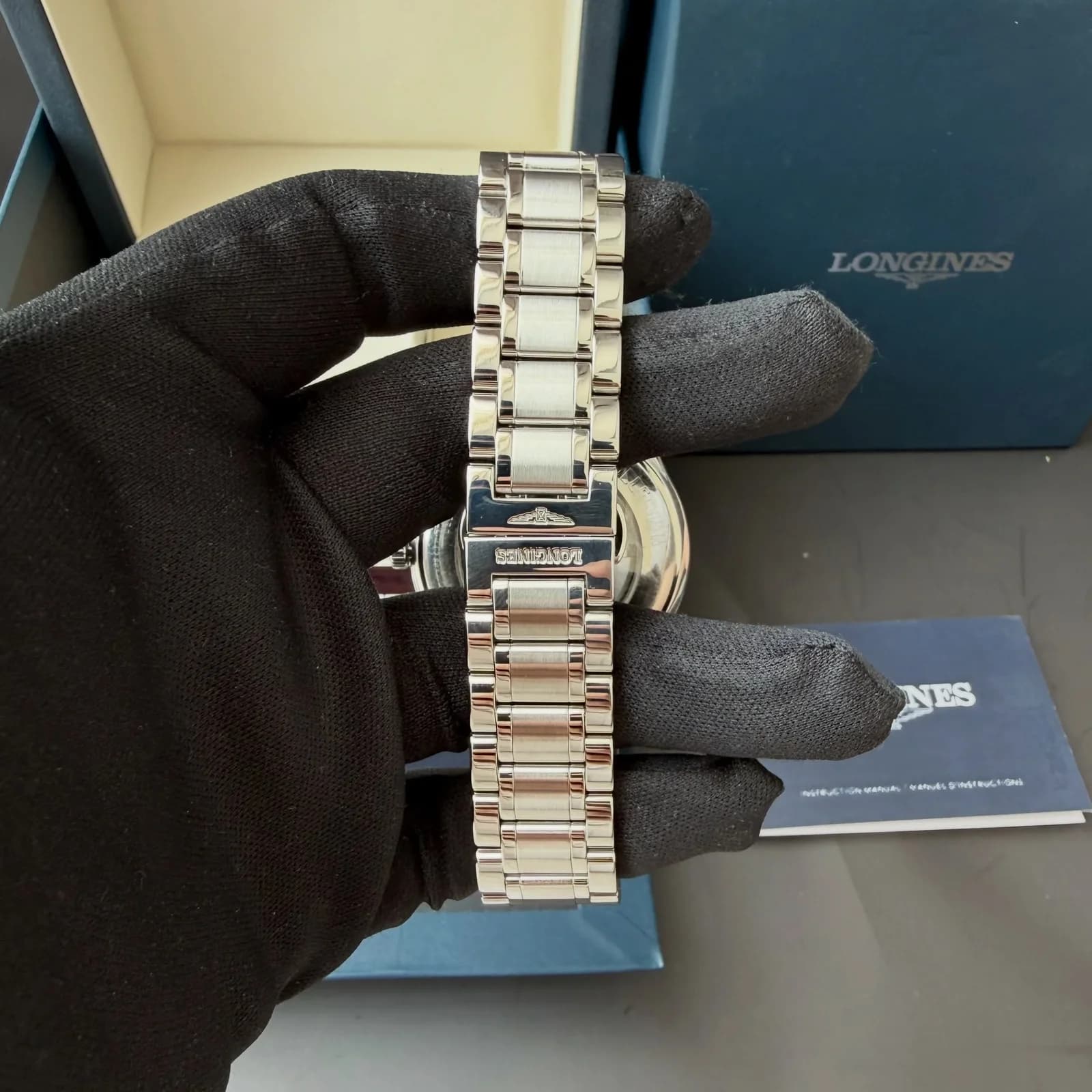 Thumb Master Collection 42 World Time Stainless Steel / Silver-Arabic / Bracelet
