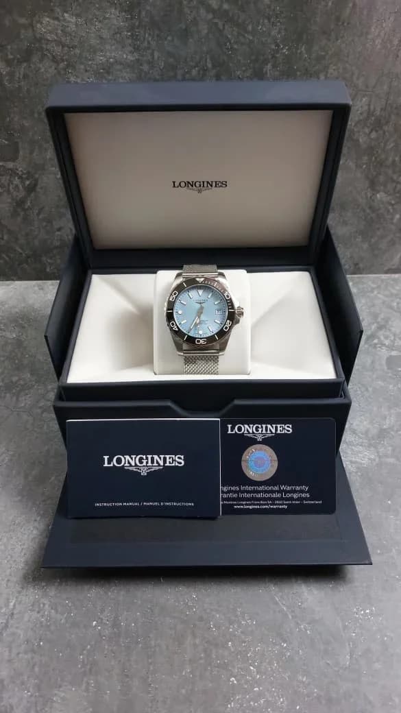 Thumb Hydroconquest Automatic 39 Stainless Steel / Frosted Blue / Mesh