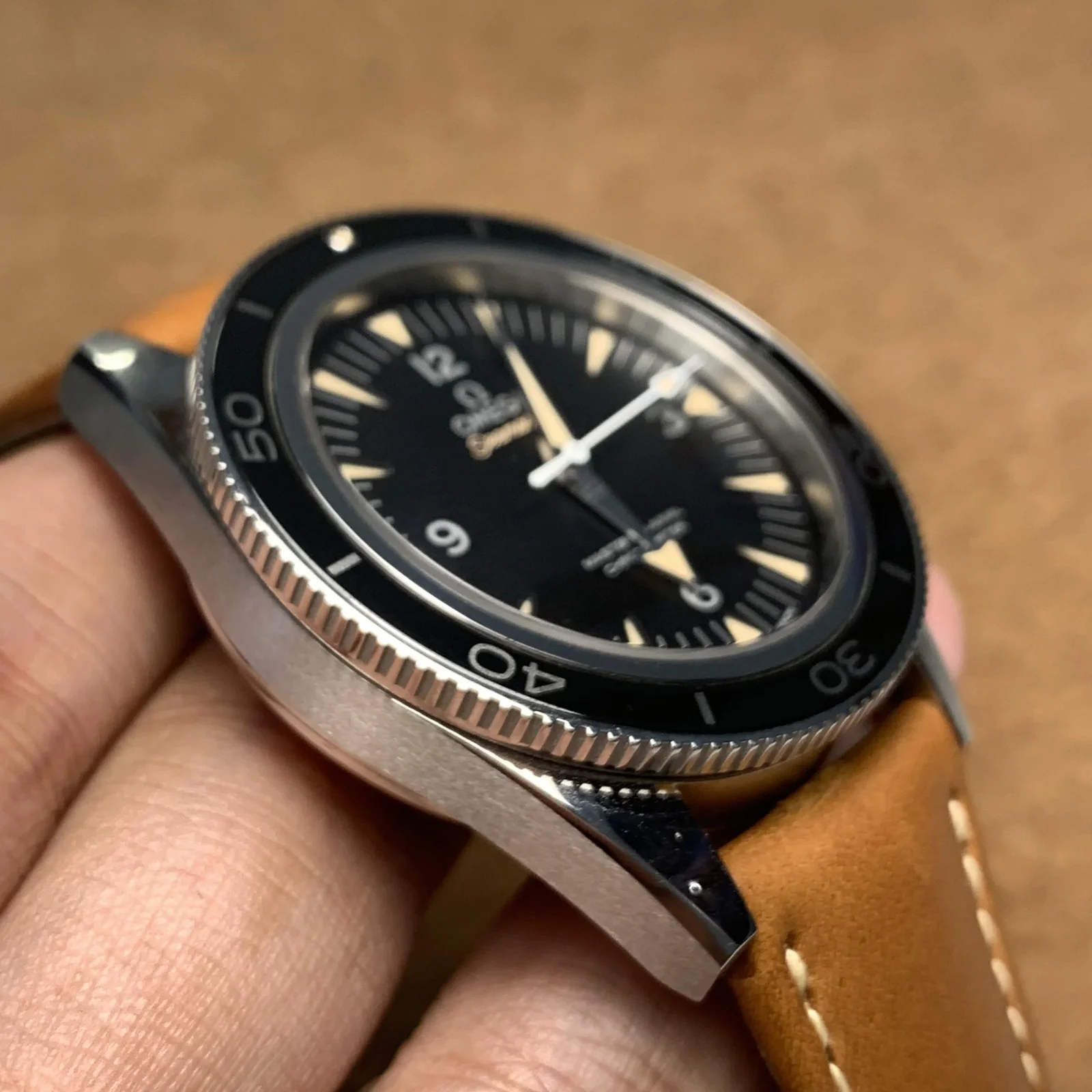 Thumb Seamaster 300 Master Co-Axial Stainless Steel / Black / Strap