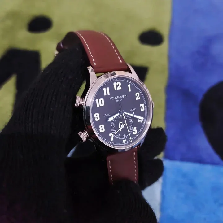 Thumb Calatrava Pilot Travel Time 5524 White Gold / Blue