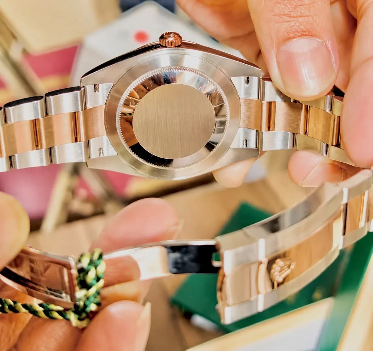 Thumb Datejust 41 Rolesor Everose Fluted / Oyster / Sundust