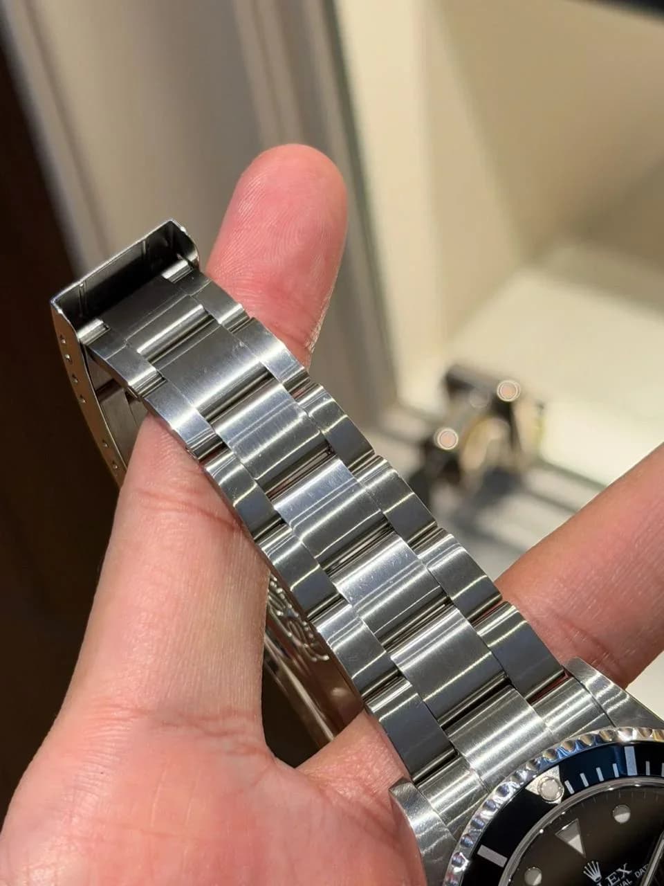 Thumb Submariner Date 16610 SuperLuminova