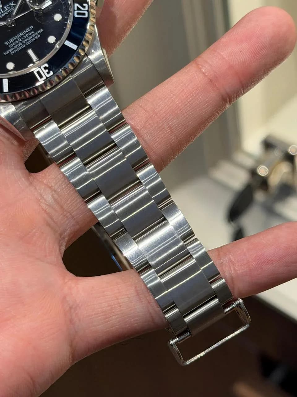 Thumb Submariner Date 16610 SuperLuminova