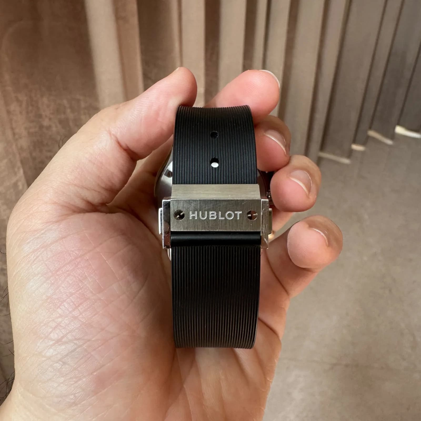Thumb Classic Fusion 42 Titanium / Black / Rubber