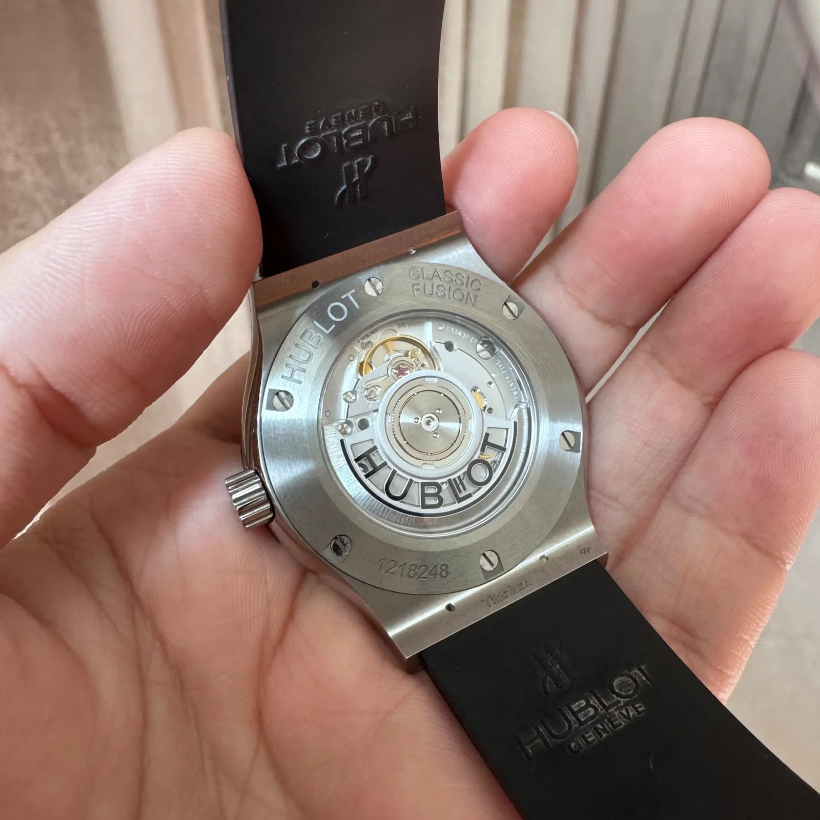 Thumb Classic Fusion 42 Titanium / Black / Rubber