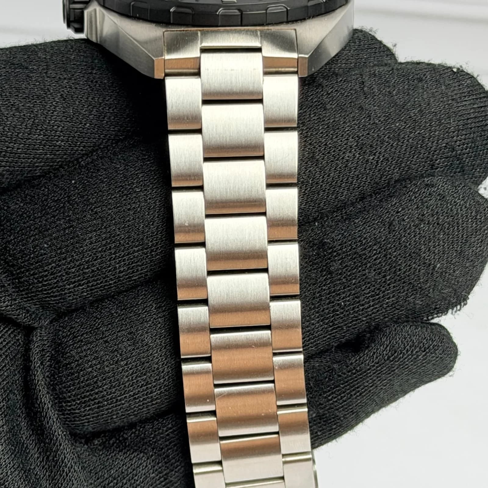 Thumb Formula 1 Quartz 41 Stainless Steel / Black / Bracelet