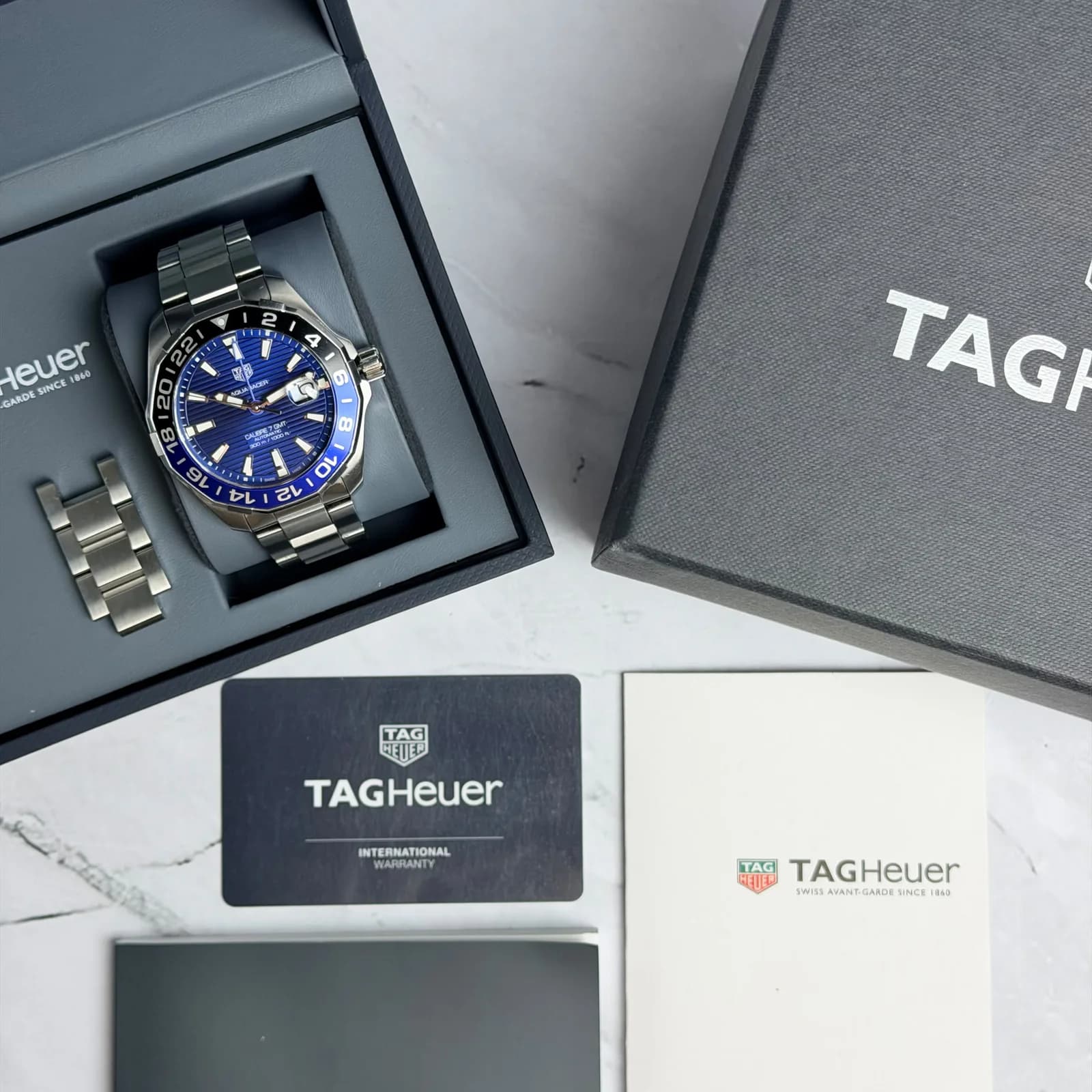 Thumb Aquaracer 300M Calibre 7 GMT Stainless Steel / Blue / Bracelet