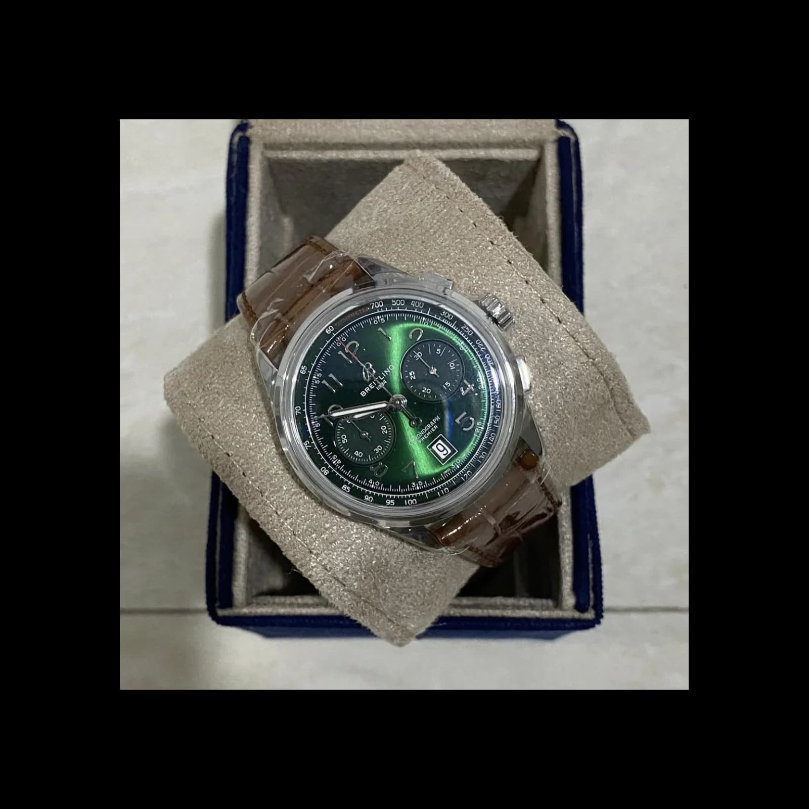 Thumb Premier B01 Chronograph 42 Stainless Steel / Green / Alligator - Pin