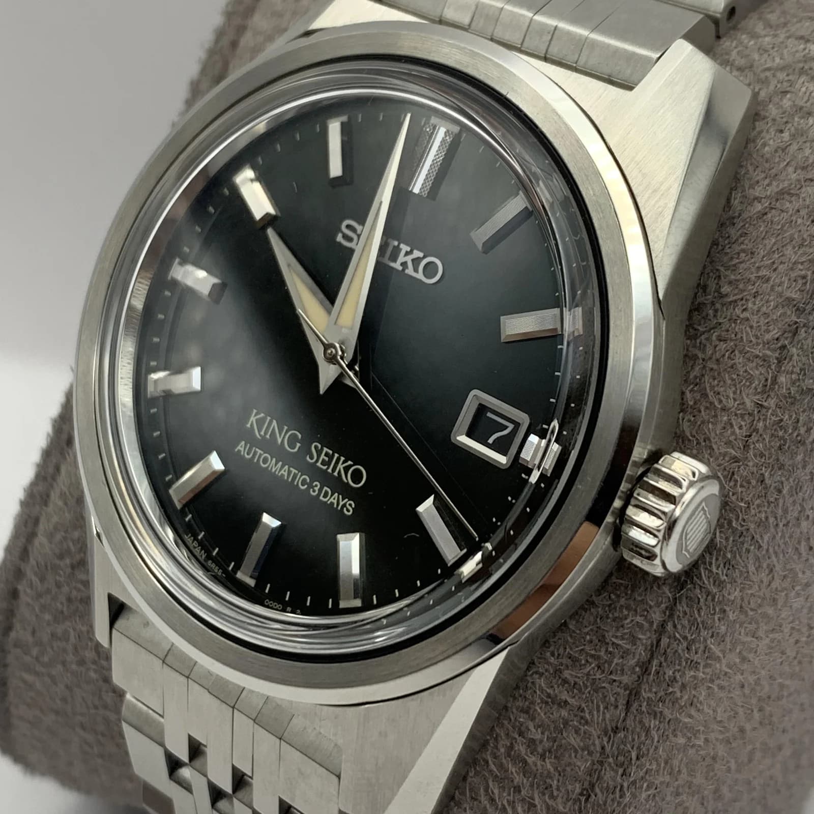 Thumb King Seiko SPB391 Black Automatic