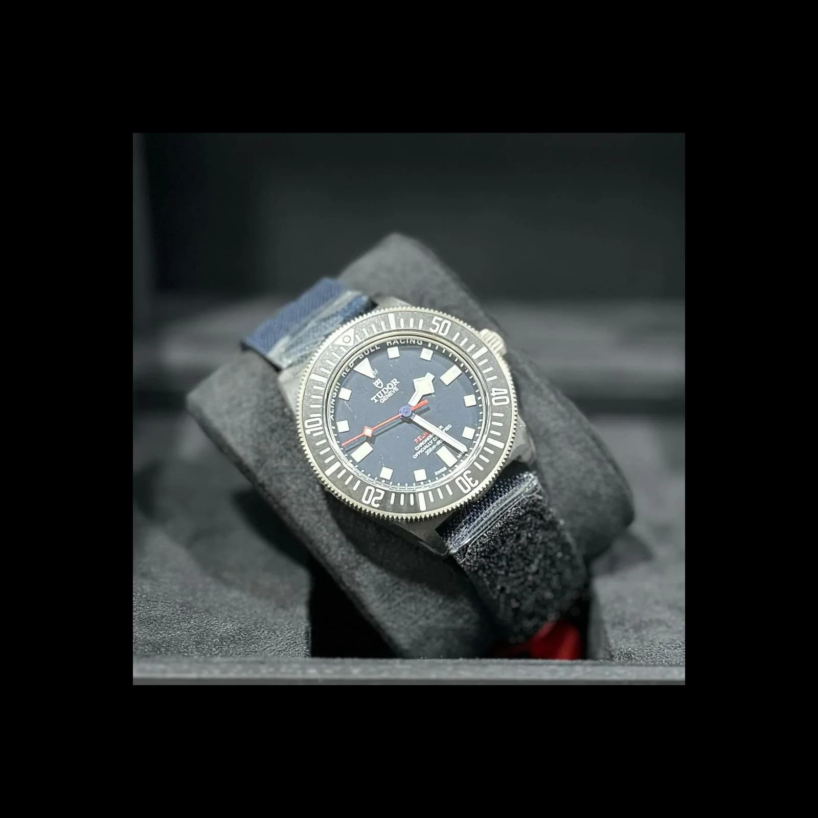 Thumb Pelagos FXD Alinghi Red Bull Racing