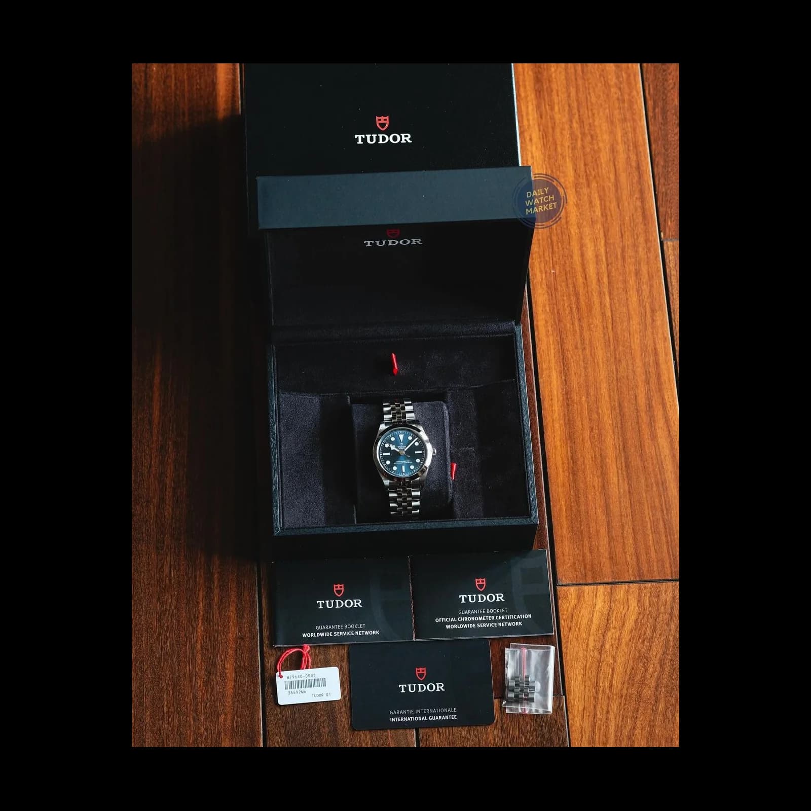 Thumb Black Bay 36 Stainless Steel / Blue / Bracelet