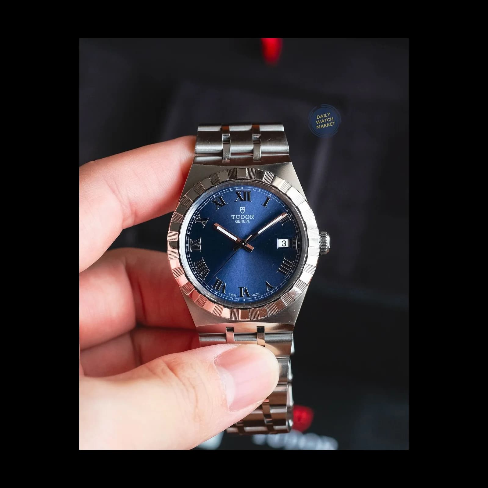 Thumb Royal Date 38 Stainless Steel / Blue - Roman