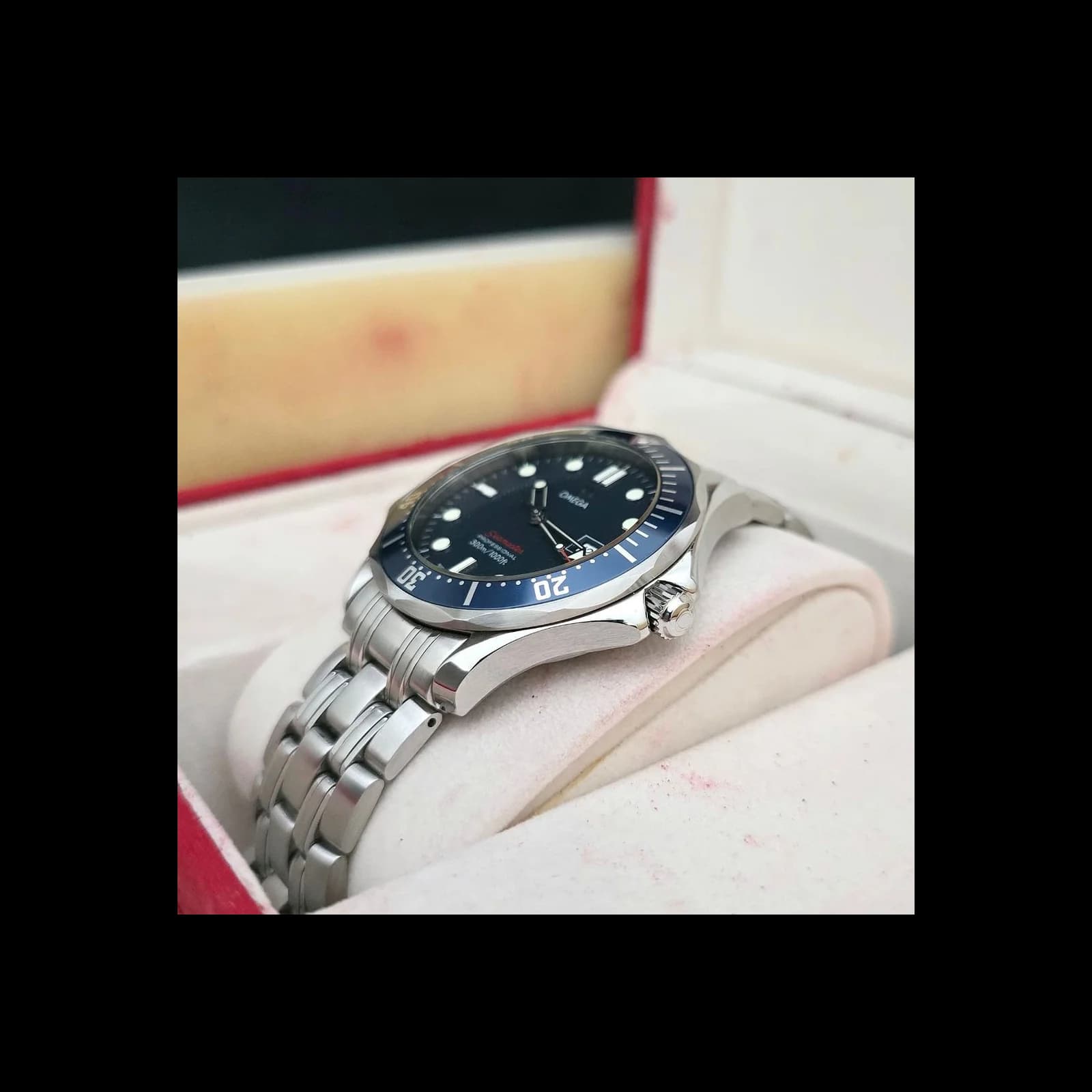 Thumb Seamaster Diver 300M Quartz 41 Stainless Steel / Blue / Bracelet