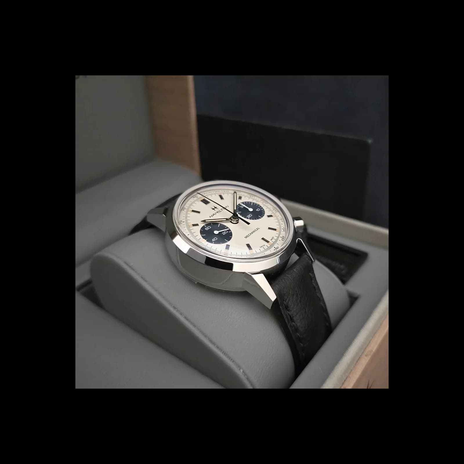 Thumb Intra-Matic Chronograph H Stainless Steel / White
