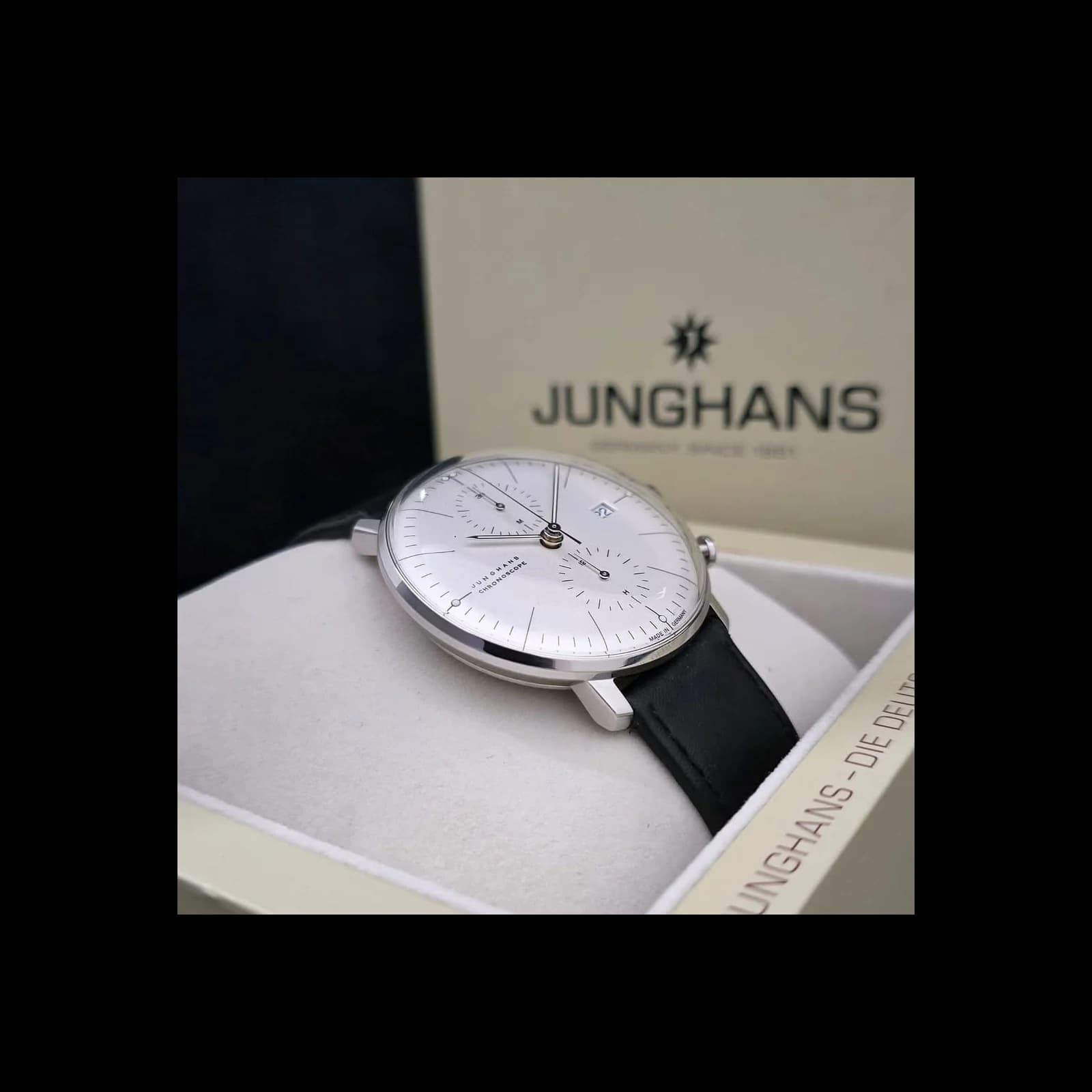 Thumb Max Bill Chronoscope Silver Stick
