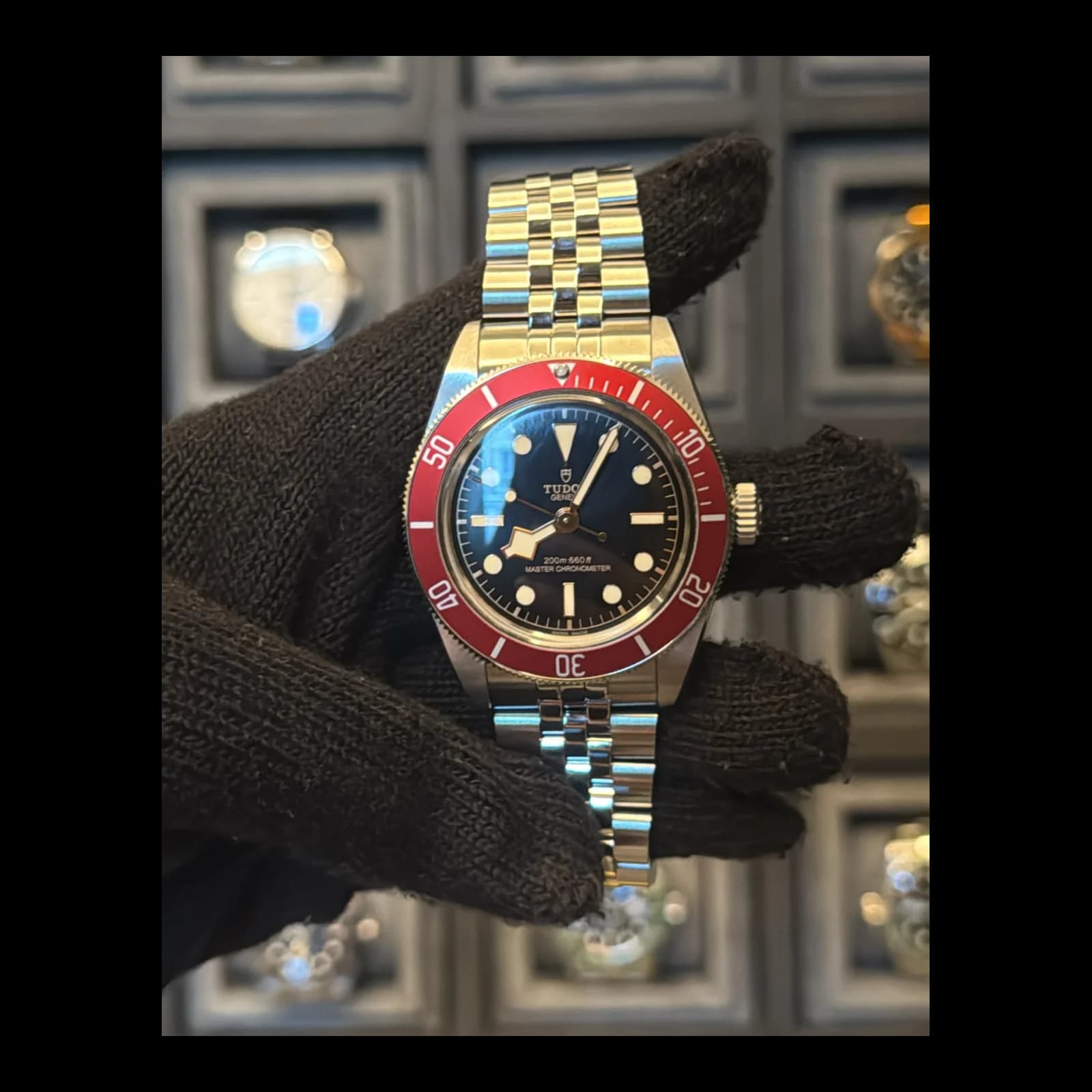 Thumb Black Bay Master Chronometer Stainless Steel - Burgundy / Black / Jubilee