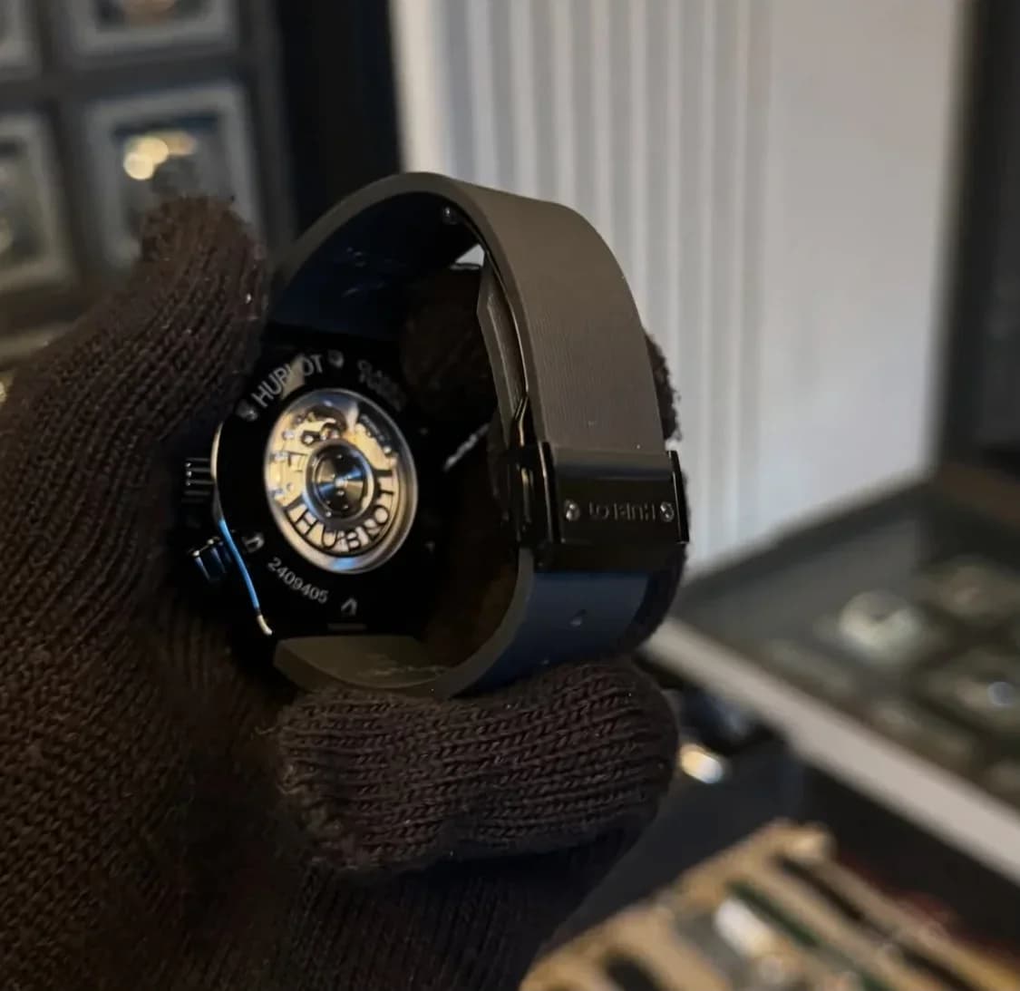 Thumb Classic Fusion 42 Chronograph Ceramic / Black / Alligator