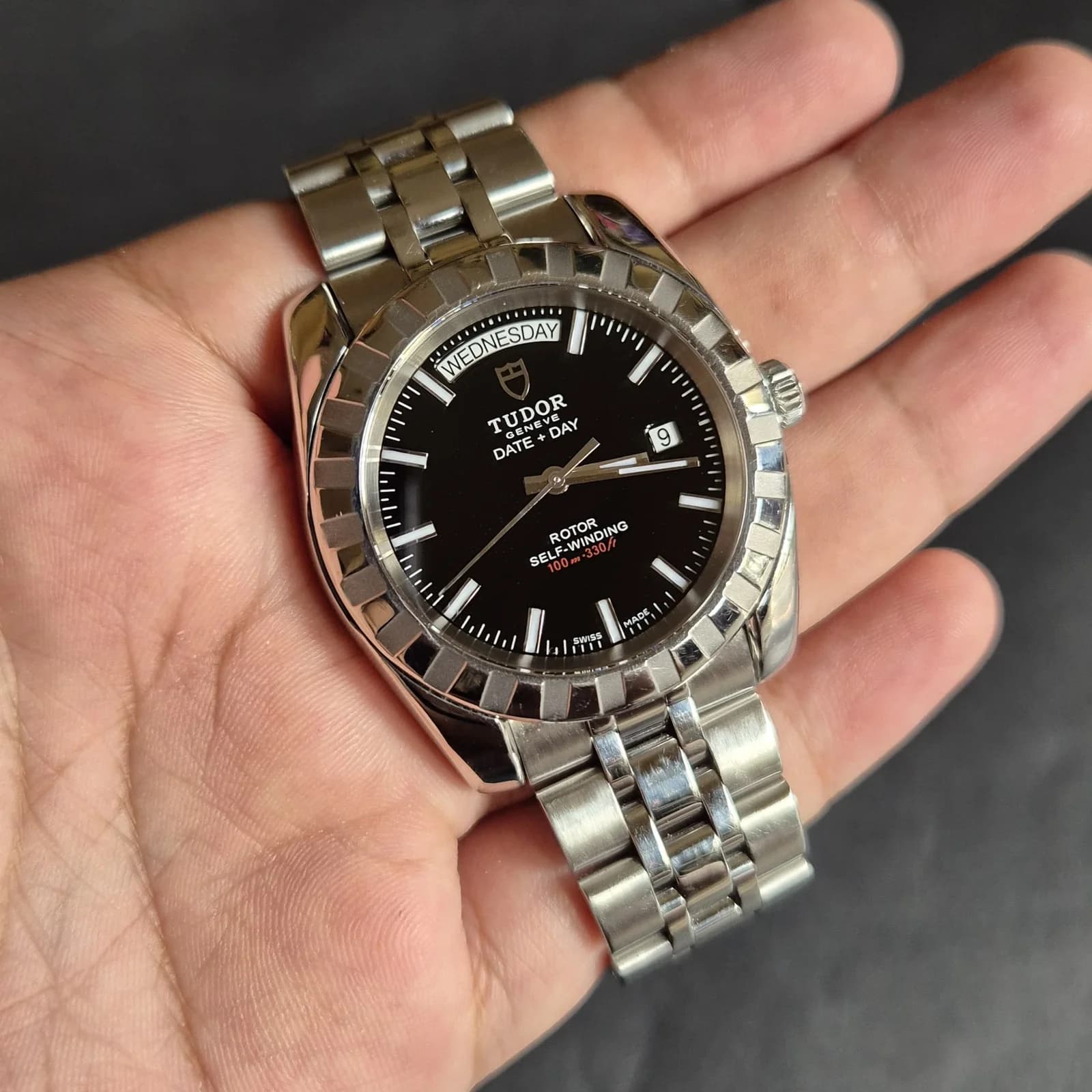 Thumb Classic Day-Date 23010