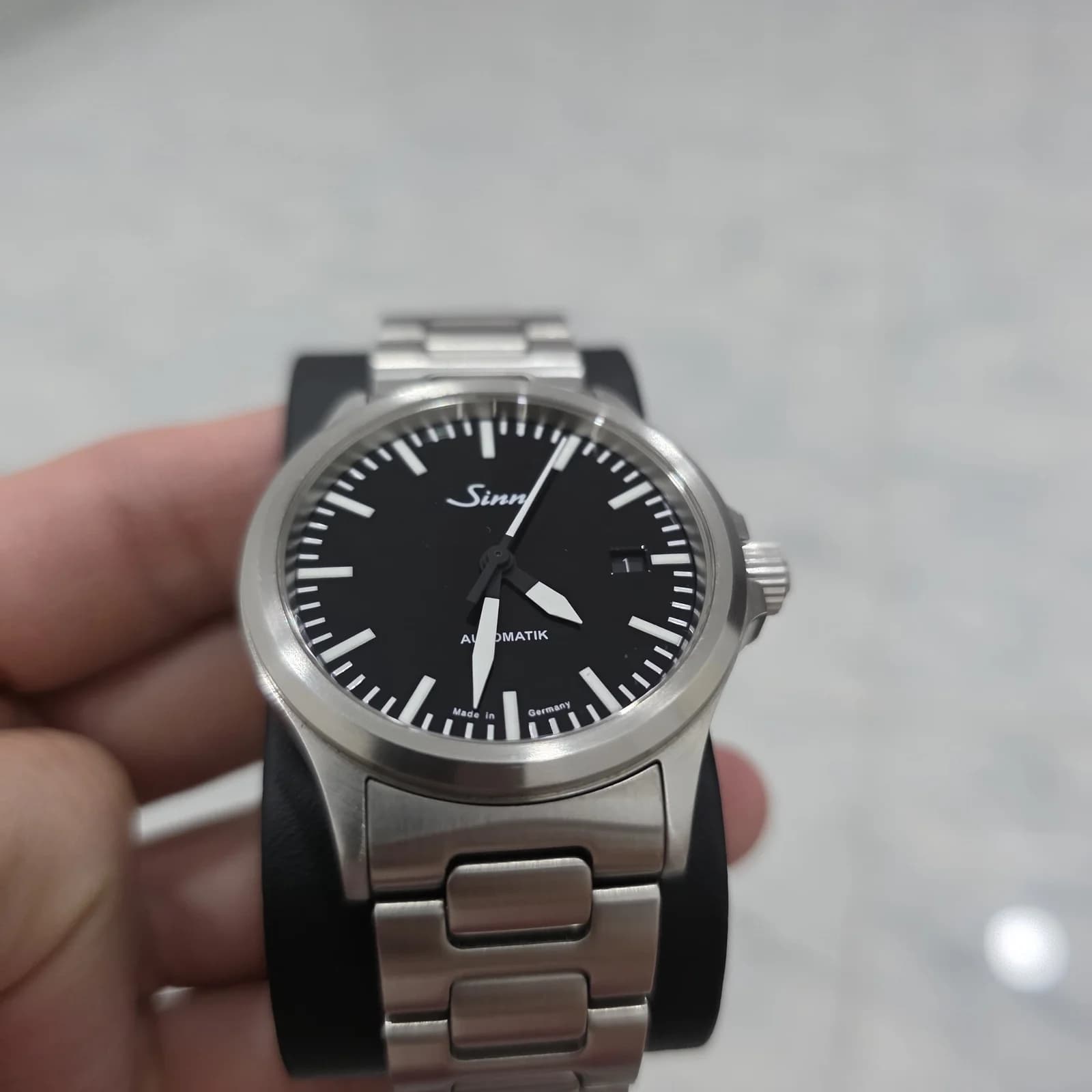Thumb Series 556 I