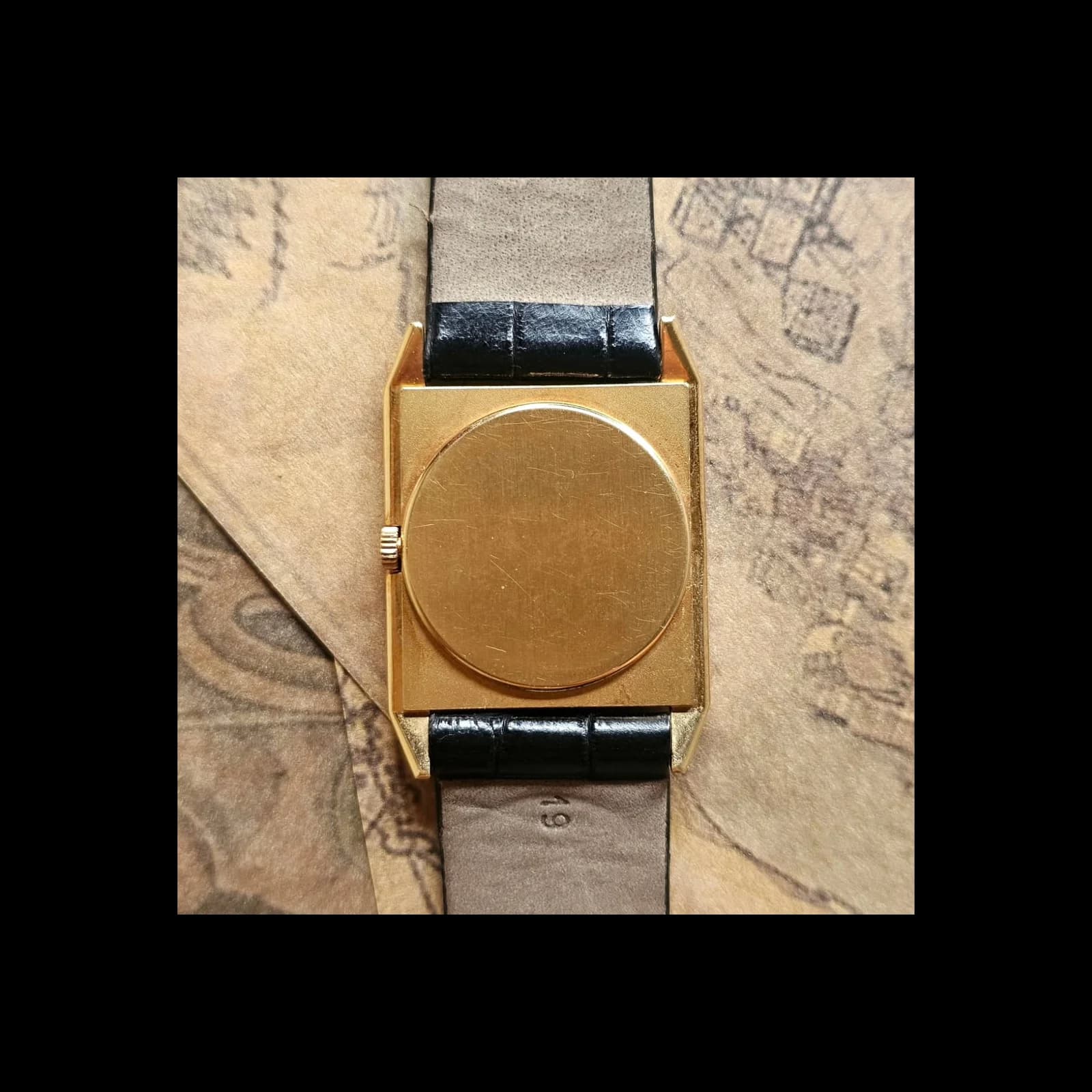 Thumb 18K 'Tank Skater' 3491 Manual Winding