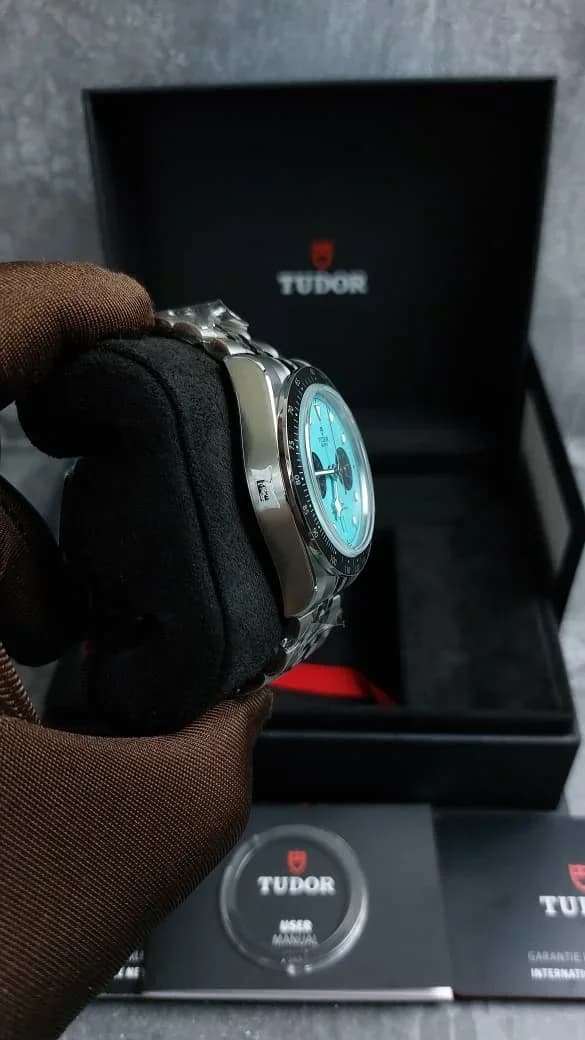 Thumb Heritage Black Bay Chronograph / Stainless Steel / Turquoise