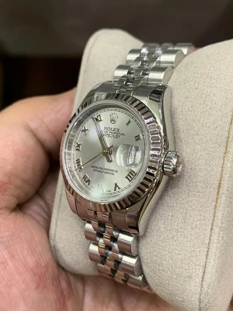 Thumb Lady-Datejust 26 Fluted Silver Diamonds Jubilee