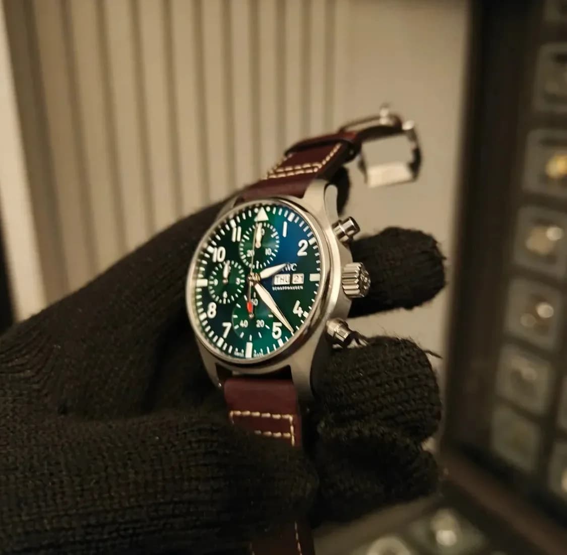 Thumb Pilot's Watch Chronograph 41 Stainless Steel / Green