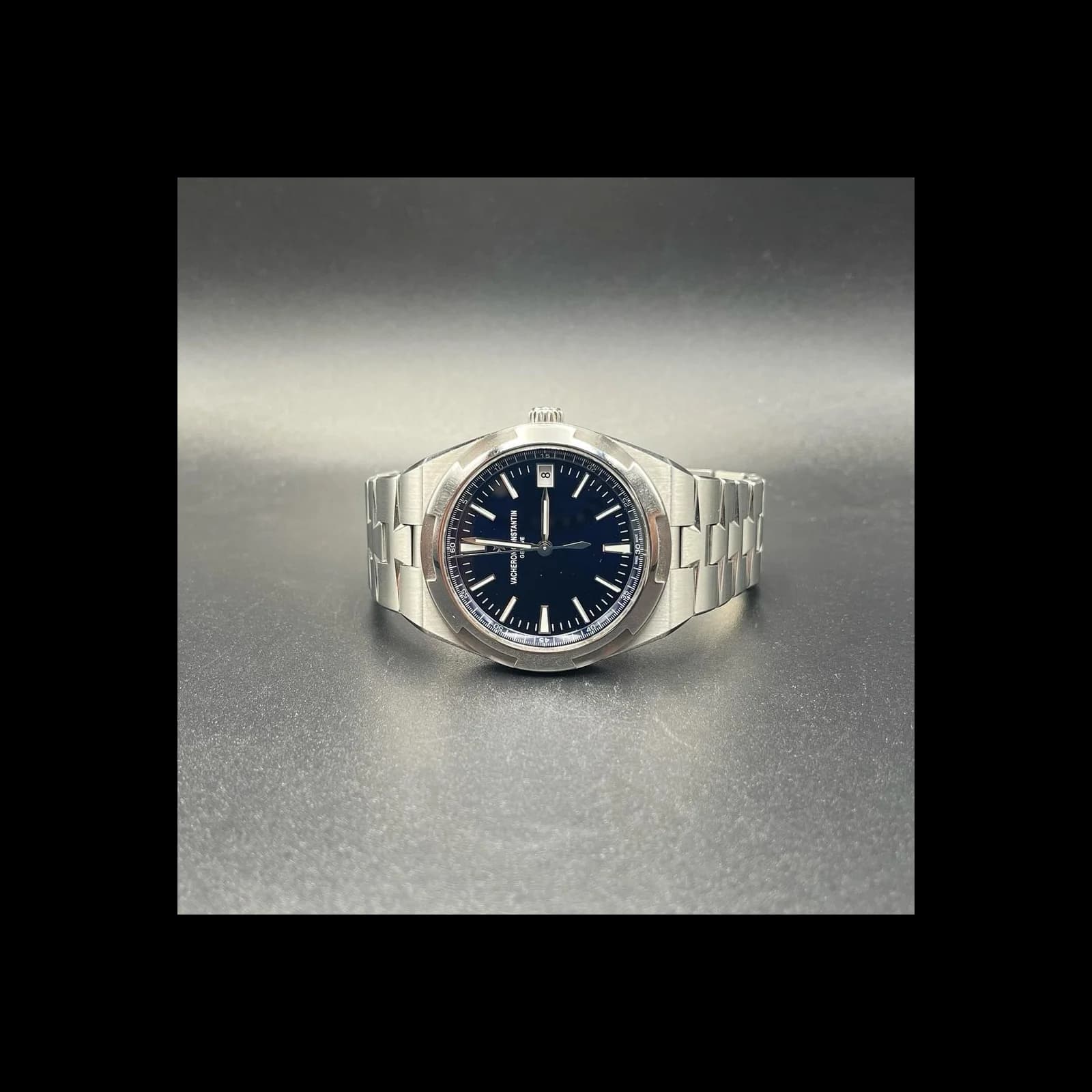 Thumb Overseas Date Stainless Steel / Blue