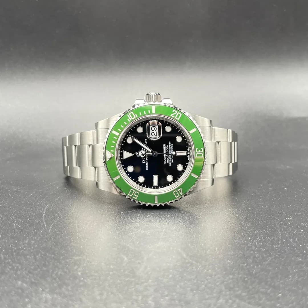 Thumb Submariner Date 41 Stainless Steel / Black / Green Cerachrom
