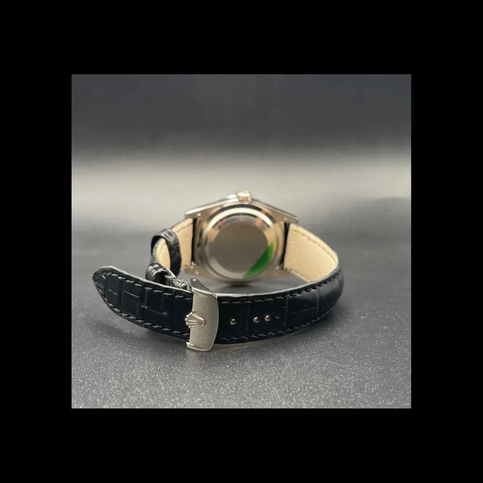 Thumb Day-Date 36 White Gold / Diamond / Strap / Black
