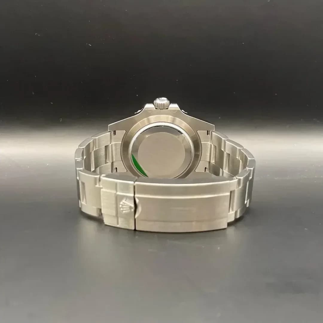 Thumb Submariner Date 41 Stainless Steel / Black / Cerachrom