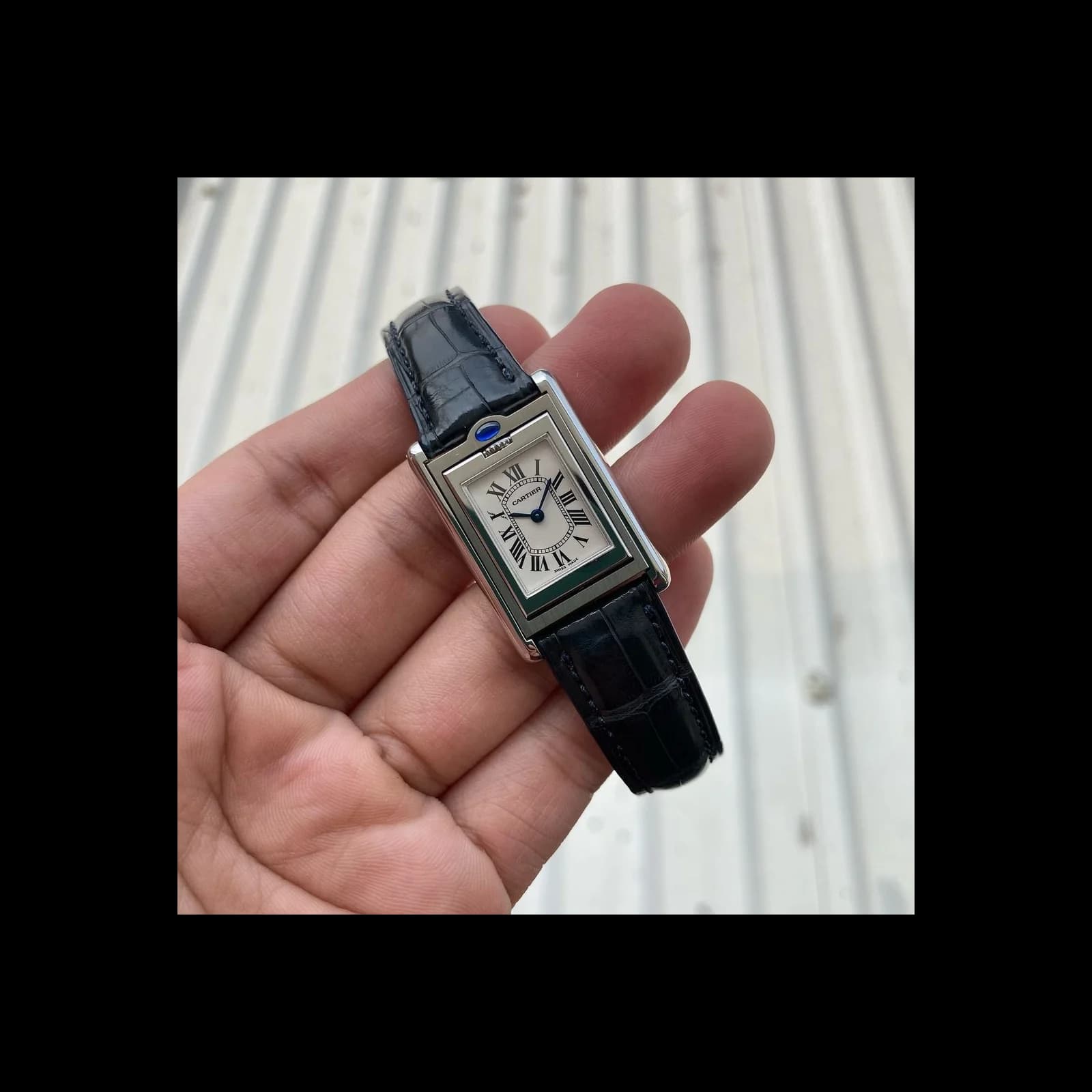 Thumb Tank Basculante Quartz