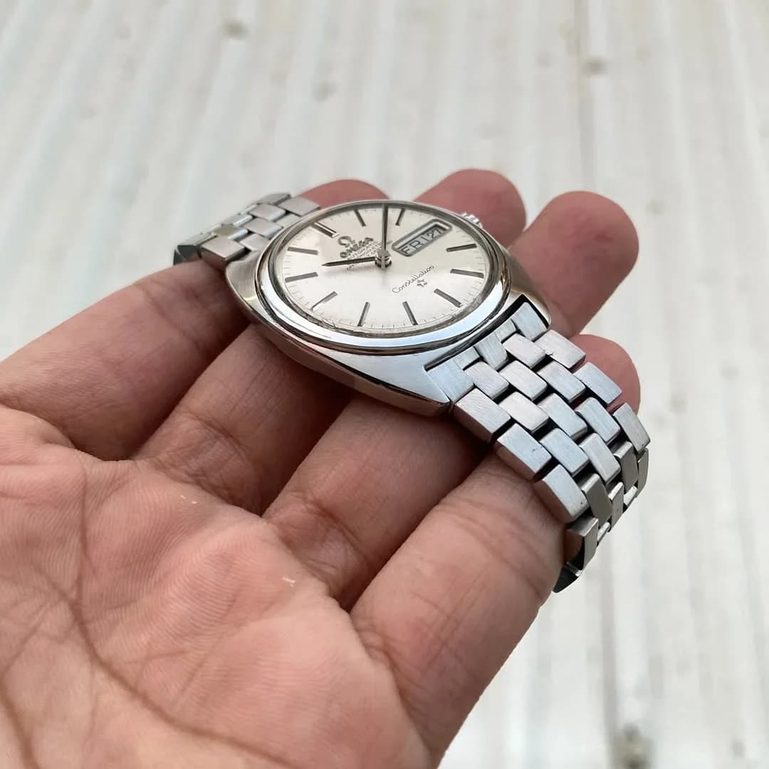Thumb OMEGA Constellation C-shape 168.027