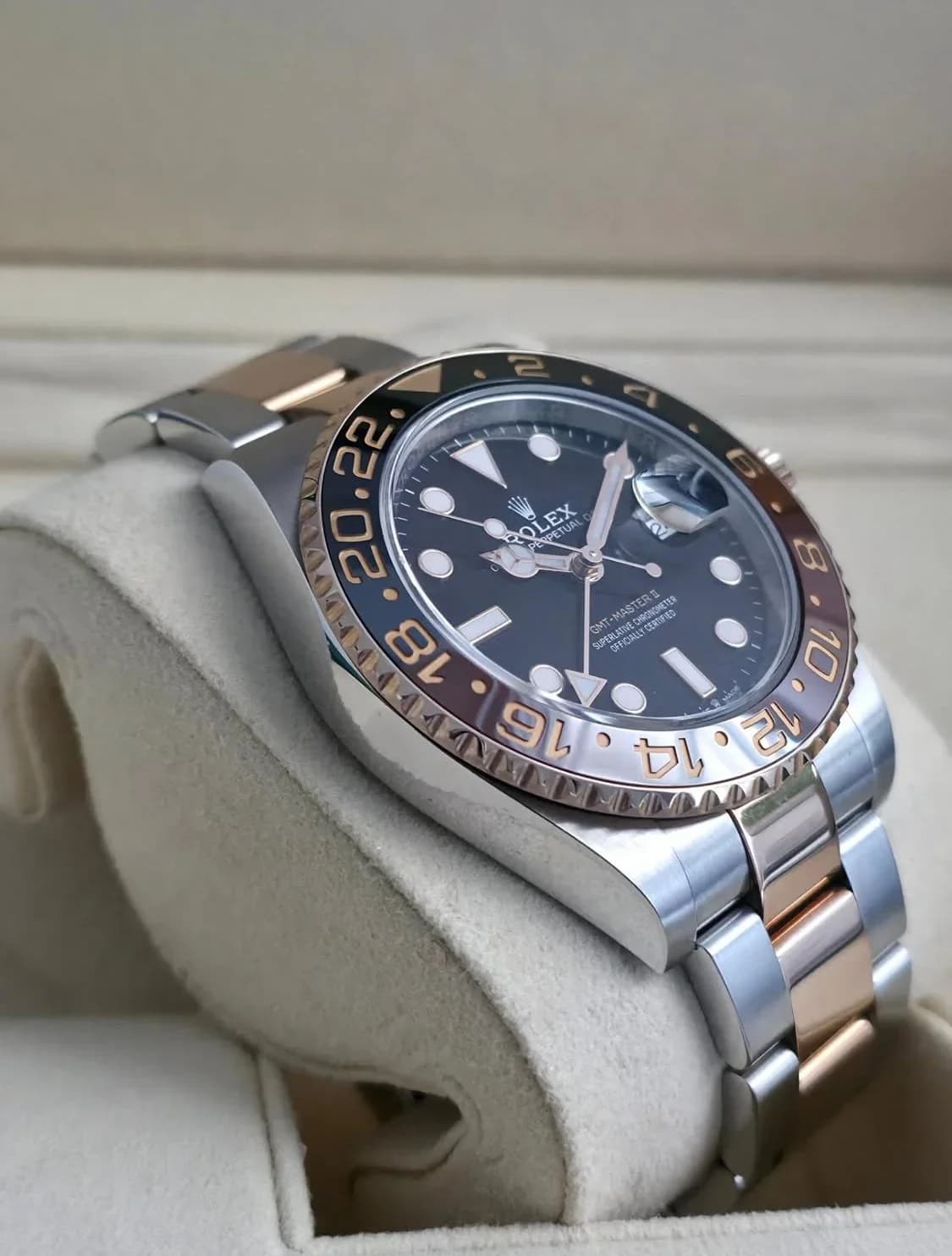 Thumb GMT-Master II Stainless Steel / Everose / CHNR / Oyster