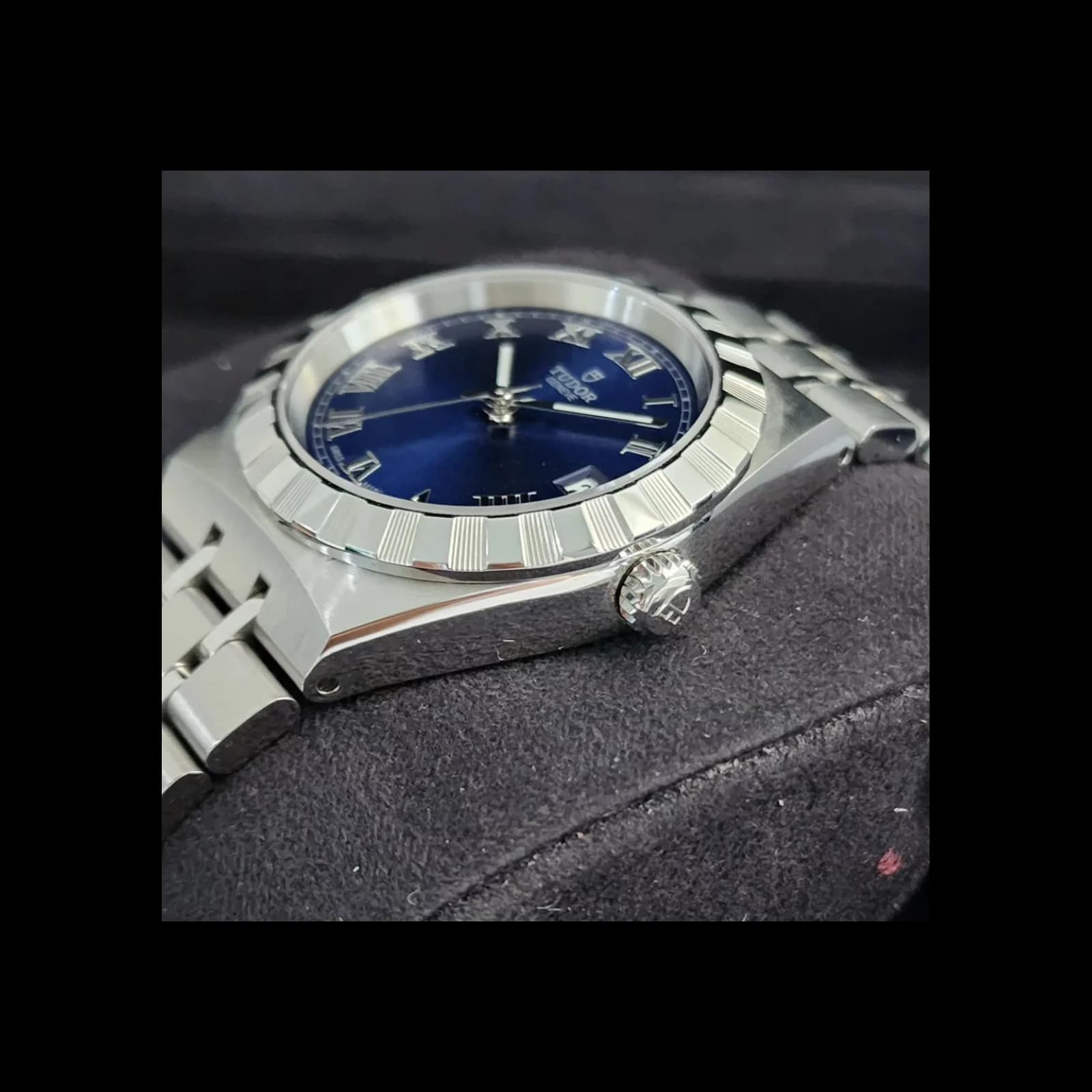 Thumb Royal Date 34 Stainless Steel / Blue - Roman