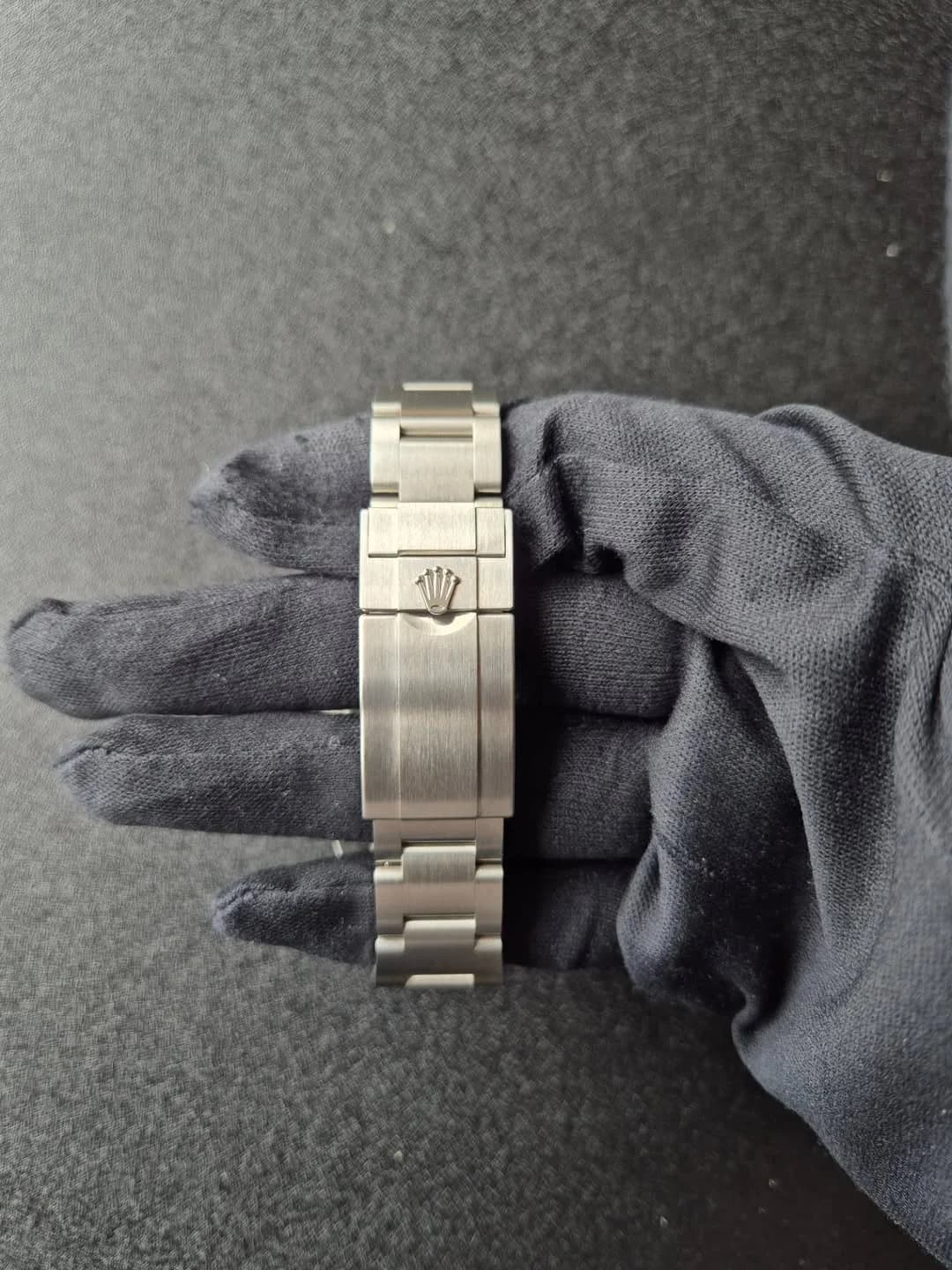 Thumb Explorer II Stainless Steel / White